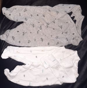 Baby onesies!🦖🦕💗